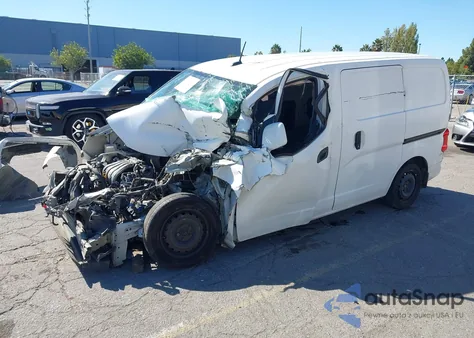 2015 Nissan Nv200 Sv z USA, uszkodzony, nr VIN 3N6CM0KN2FK710011